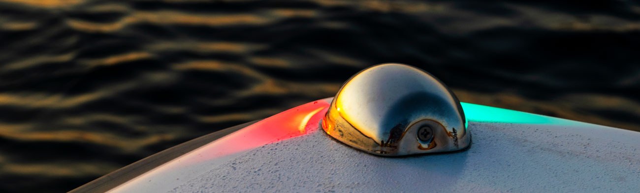 dette er kravene til lanterner i båt |Oktan Fritid & Flak - tips og råd